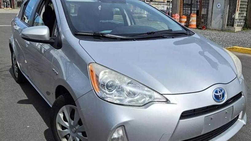 TOYOTA PRIUS C 2012 JTDKDTB32C1503453 image